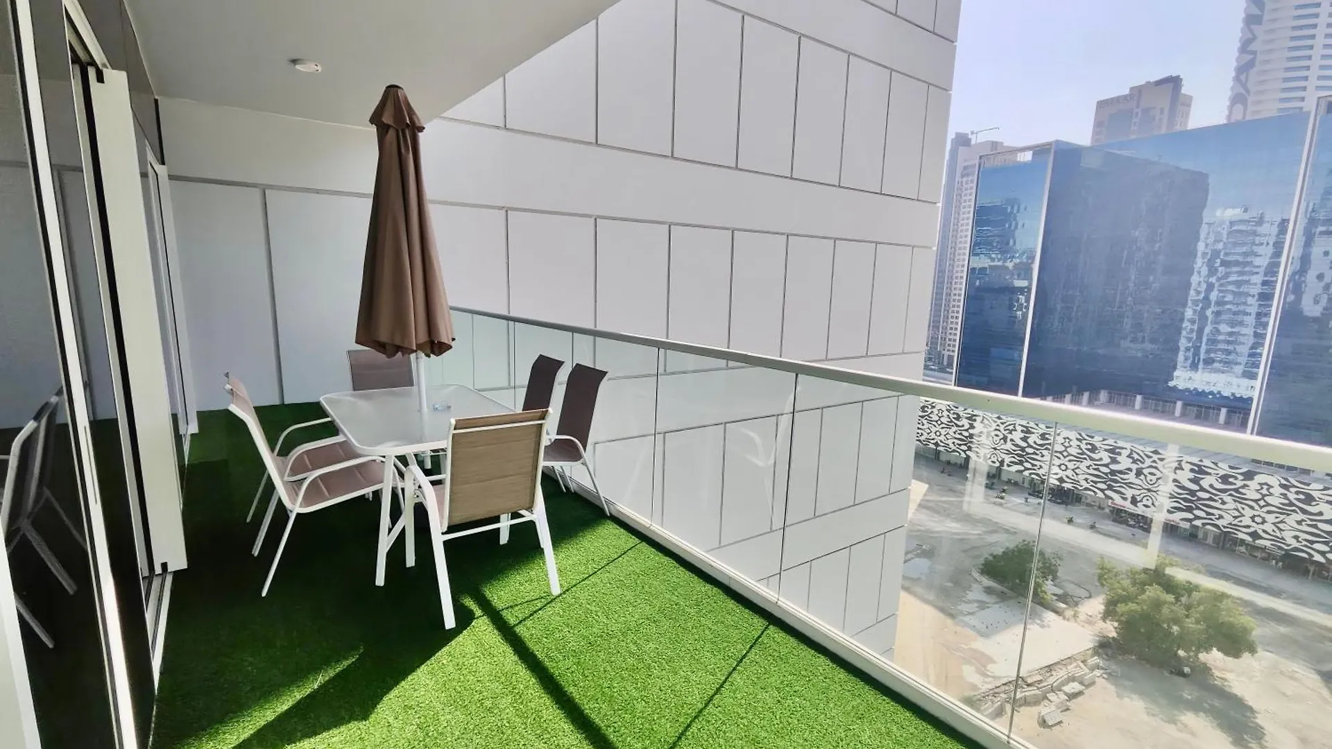 Apartament Lux Bnb I Vera Residences I Burj Views Dubaj