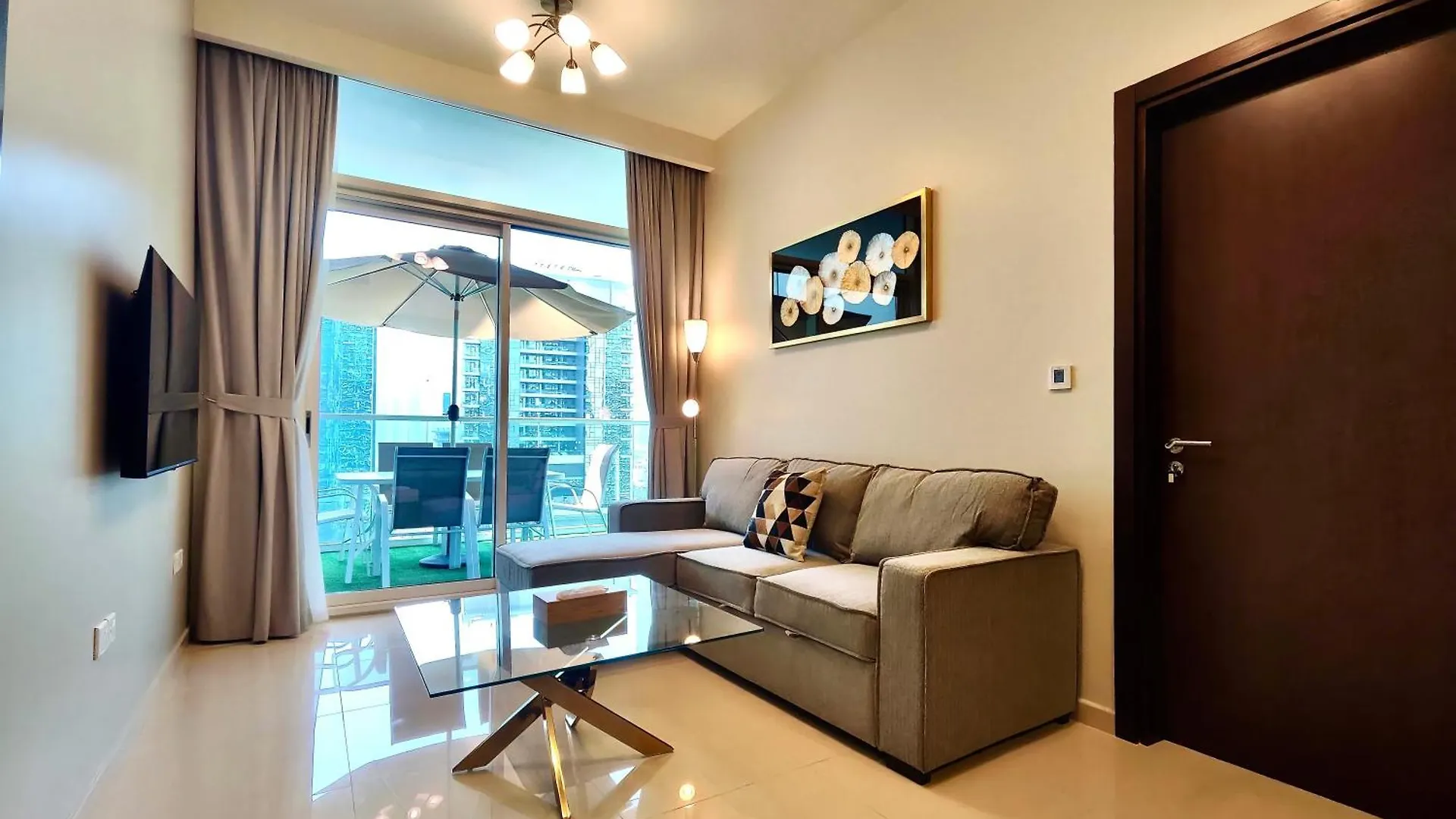Lux Bnb I Vera Residences I Burj Views Dubaj 0*,
