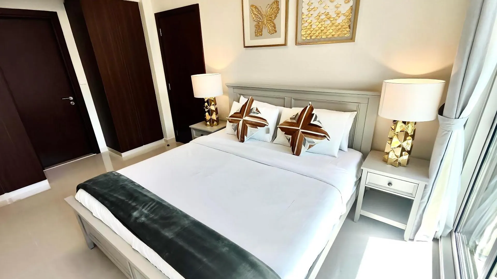 Apartament Lux Bnb I Vera Residences I Burj Views Dubaj