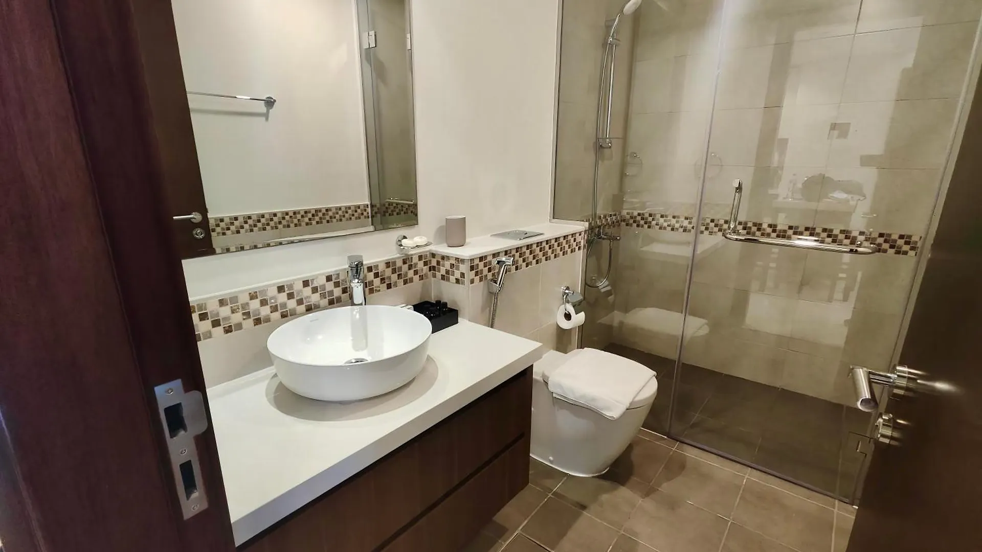 Lux Bnb I Vera Residences I Burj Views Dubaj Apartament