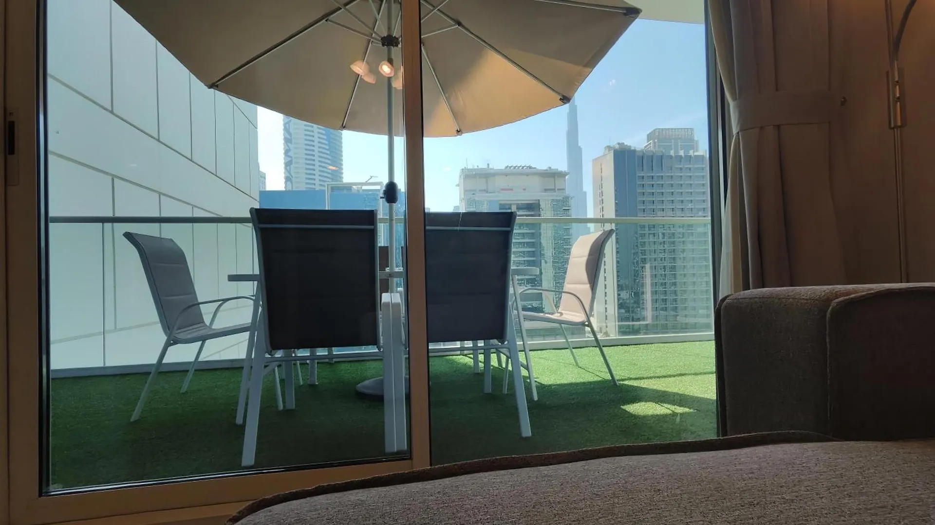 Lux Bnb I Vera Residences I Burj Views Dubaj