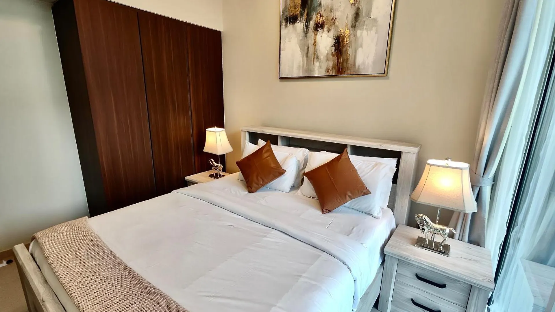 Apartament Lux Bnb I Vera Residences I Burj Views Dubaj